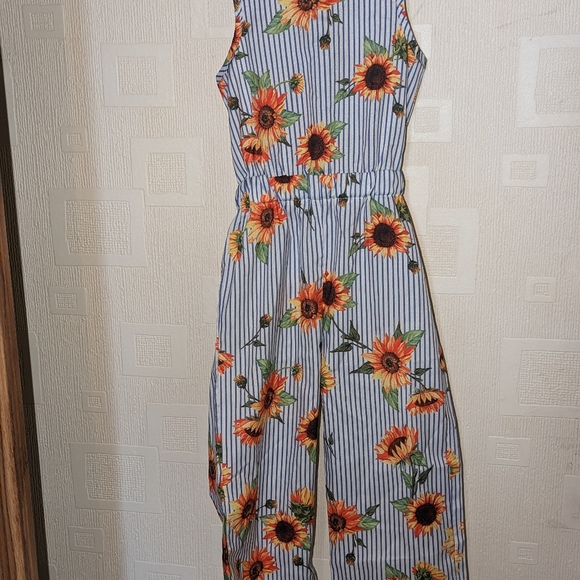 Summer/spring lot bundle. - Picture 15 of 17